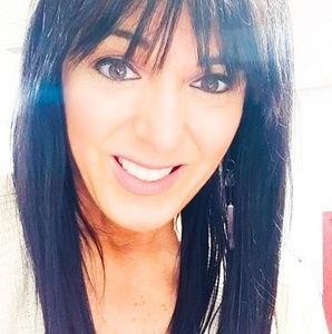 Meet your Posher, Jolie